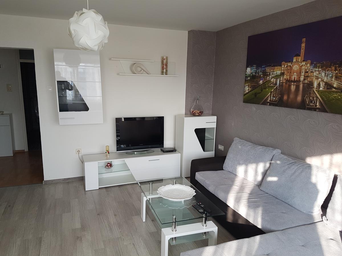 Apartman Vuk - Stan Na Dan Banja Luka Exterior photo
